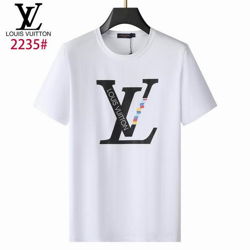 Louis Vuitton Men's T-shirts 1661